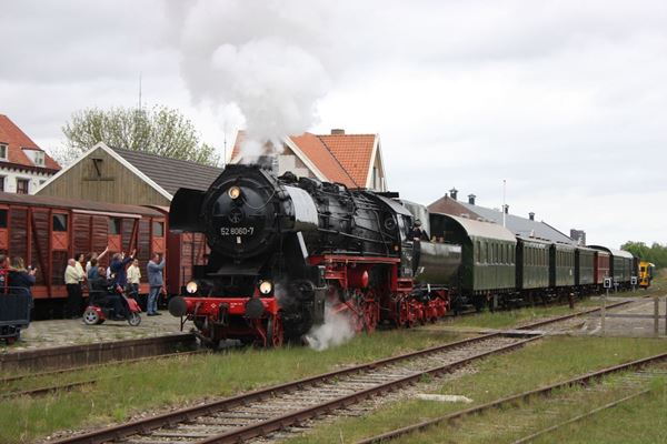 Overacht in een treinwagon